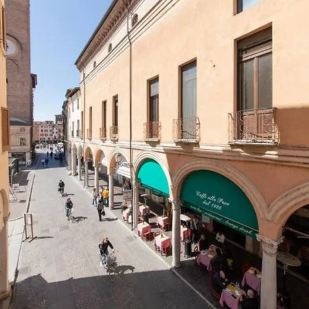 Broletto - Centro Storico 3*