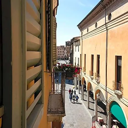 Broletto - Centro Storico Hotel Mantua