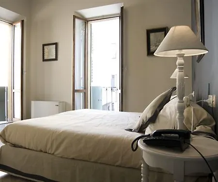Broletto - Centro Storico 3* Mantova